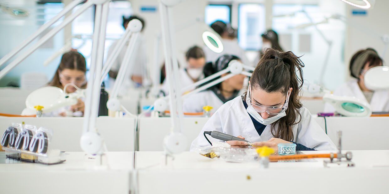 estudiar-protesis-dental estudiar protesis dental