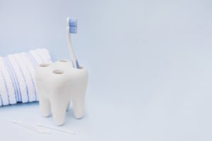 errores más comunes al cepillarse los dientes